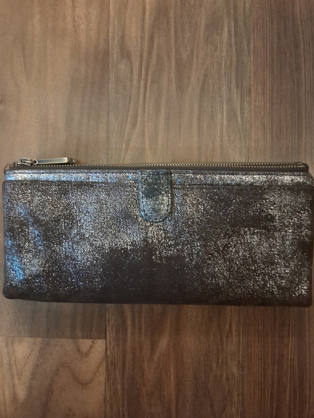 HOBO Taylor Glazed Leather Wallet